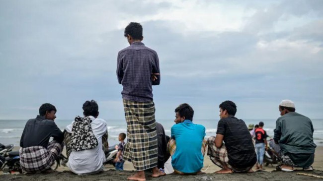 rohingya sea