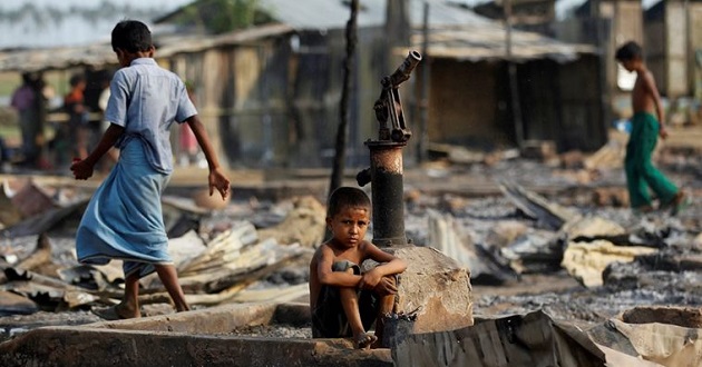 rohingya village burning new1