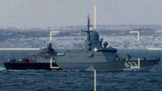 ukraine says it destroys russian missile ship