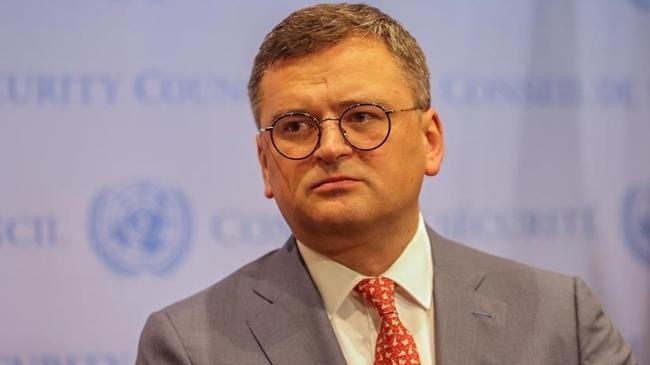 ukrainian foreign minister dmytro kuleba 4